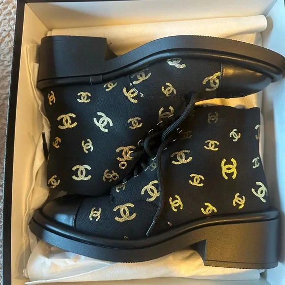 CHANEL Women's Black and Gold Combat Boots - Picture 5 of 7